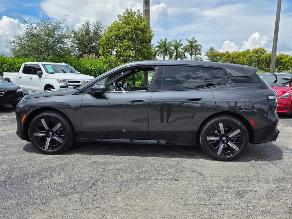 2024 BMW I20 iX - Image 7 of 16