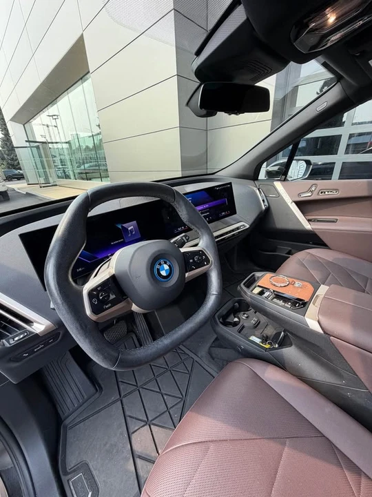 2024 BMW I20 iX - Image 8 of 13