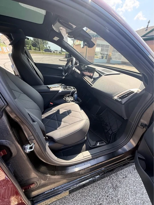 2024 BMW I20 iX - Image 6 of 10