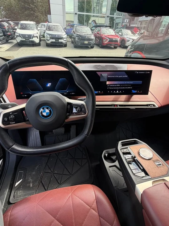 2024 BMW I20 iX - Image 2 of 11