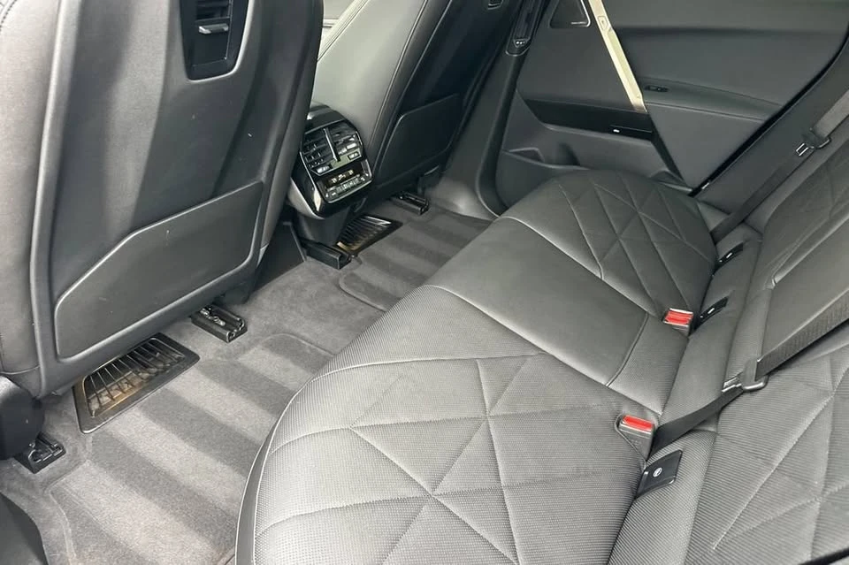 2024 BMW I20 iX - Image 11 of 19