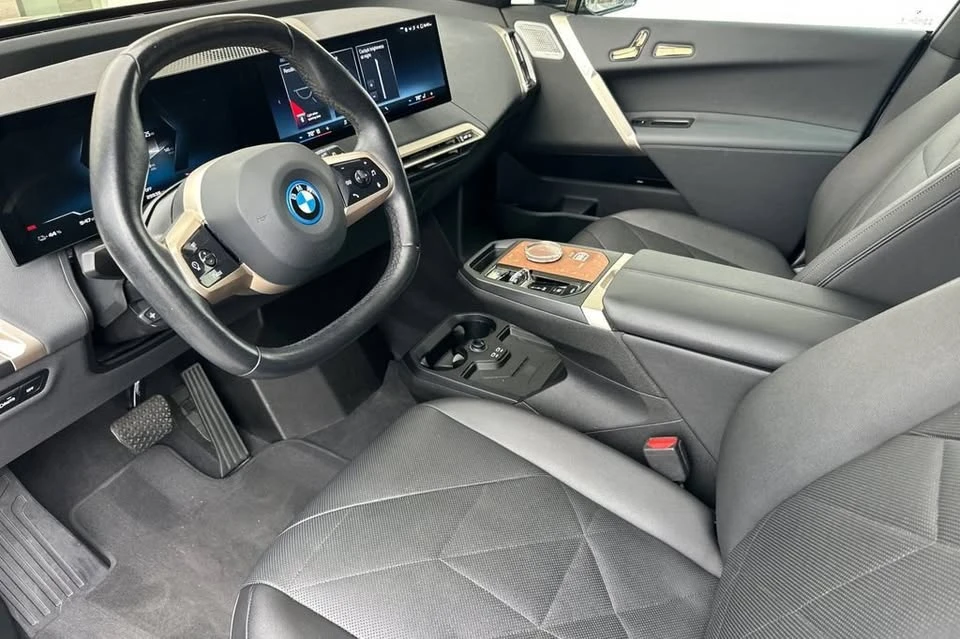2024 BMW I20 iX - Image 8 of 19
