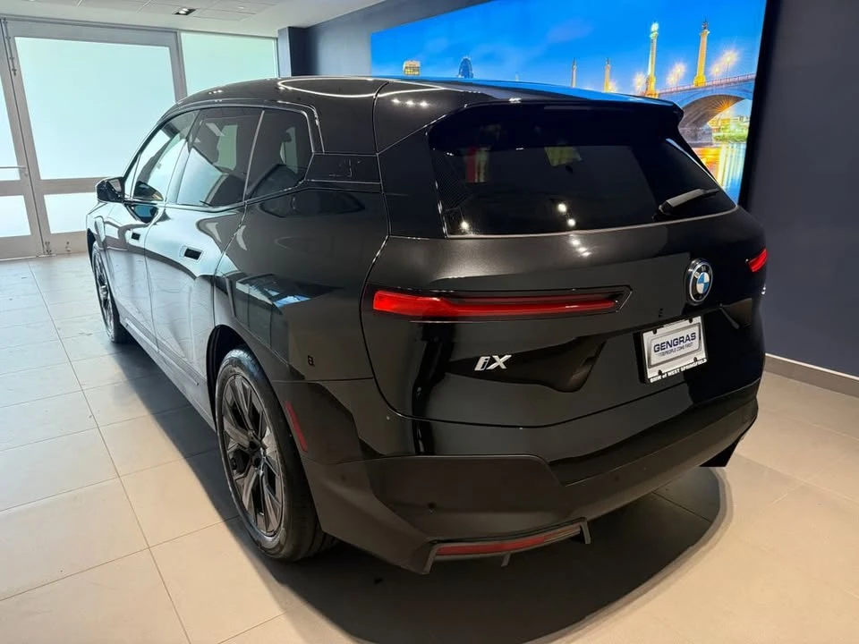 2024 BMW I20 iX - Image 8 of 20