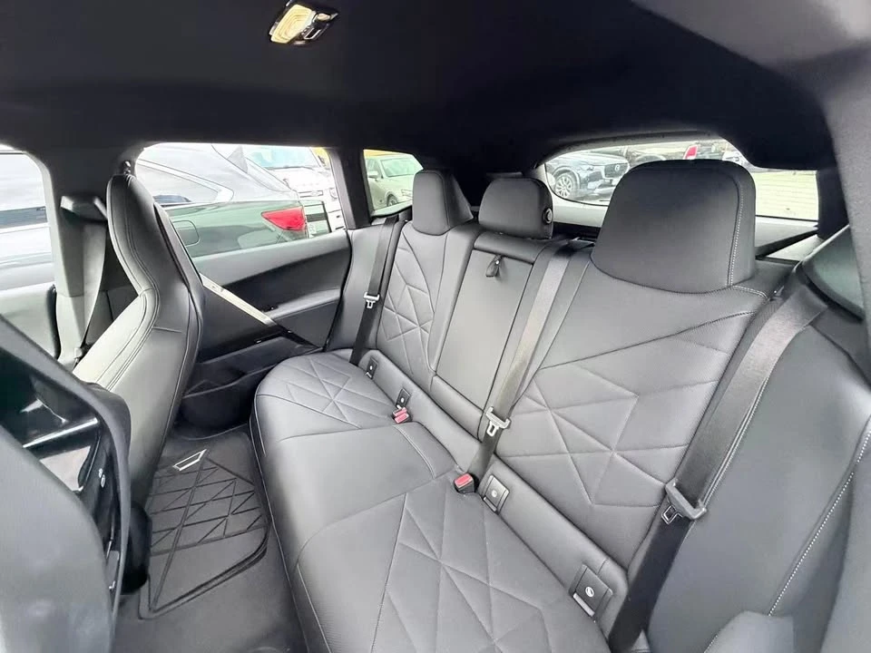 2024 BMW I20 iX - Image 18 of 20
