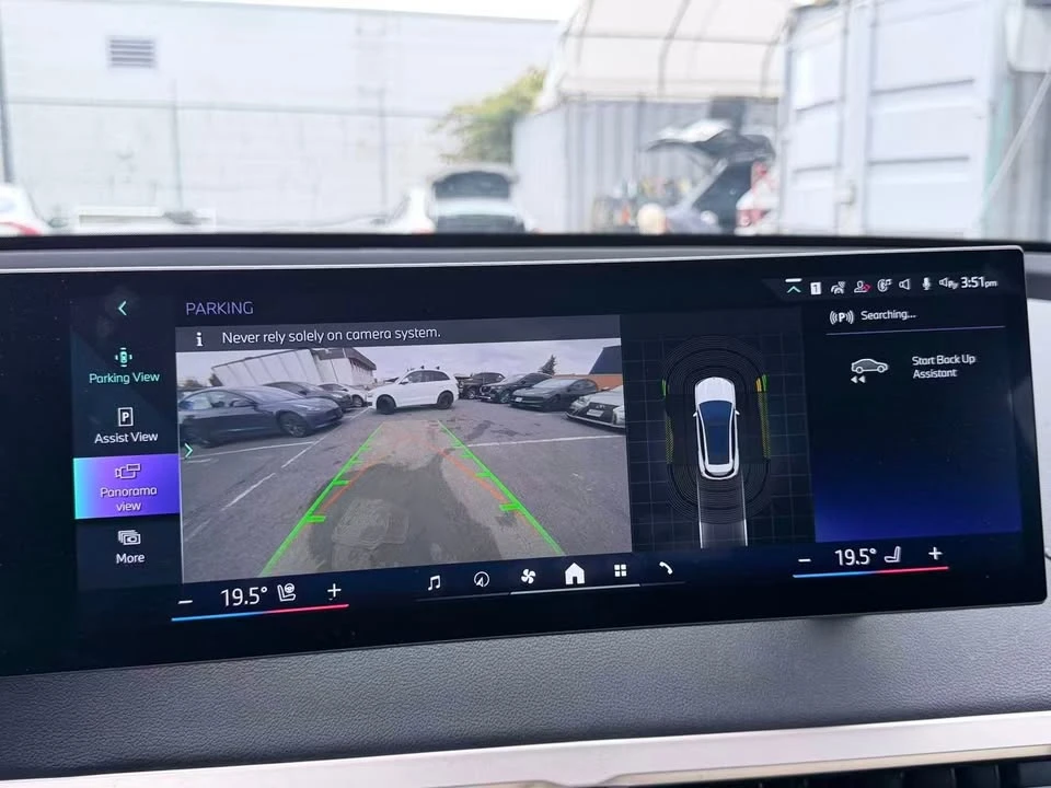 2024 BMW I20 iX - Image 12 of 20