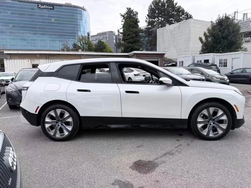 2024 BMW I20 iX - Image 4 of 20