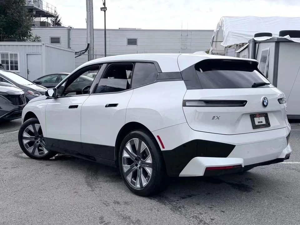 2024 BMW I20 iX - Image 7 of 20