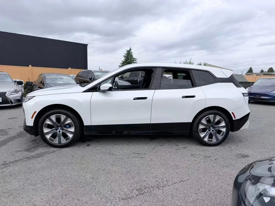 2024 BMW I20 iX - Image 8 of 20