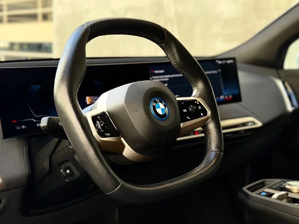 2024 BMW I20 iX - Image 16 of 21
