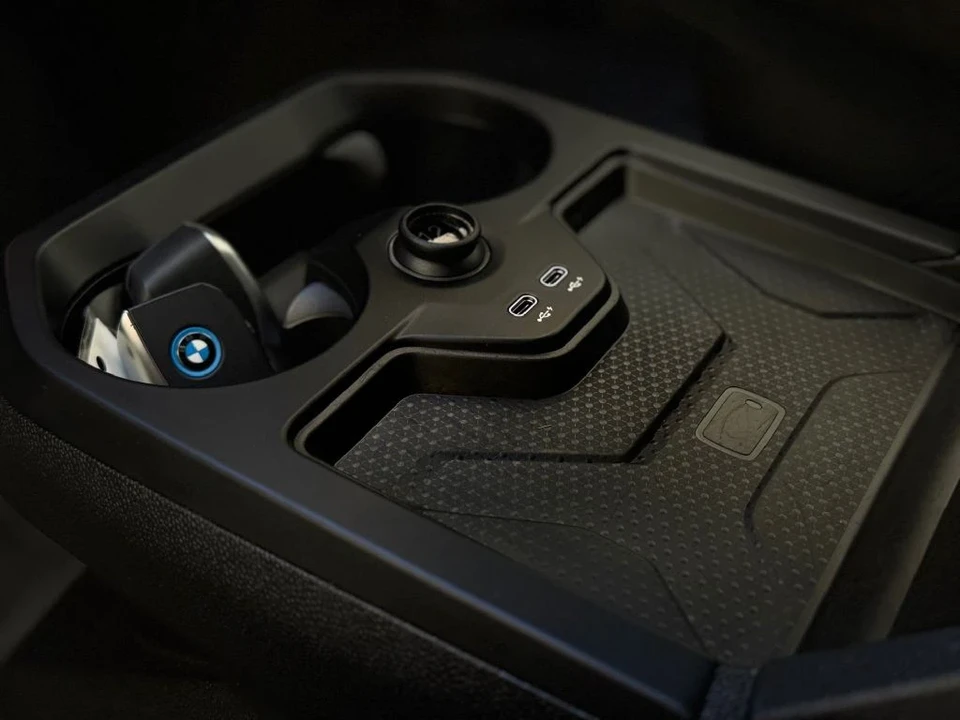 2024 BMW I20 iX - Image 19 of 21
