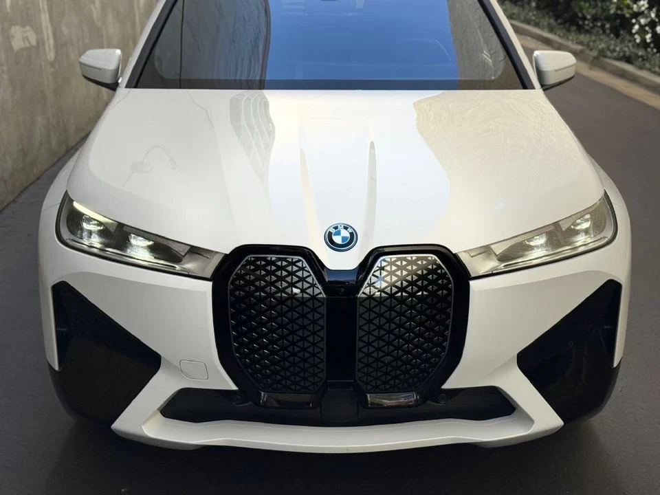 2024 BMW I20 iX - Image 10 of 21
