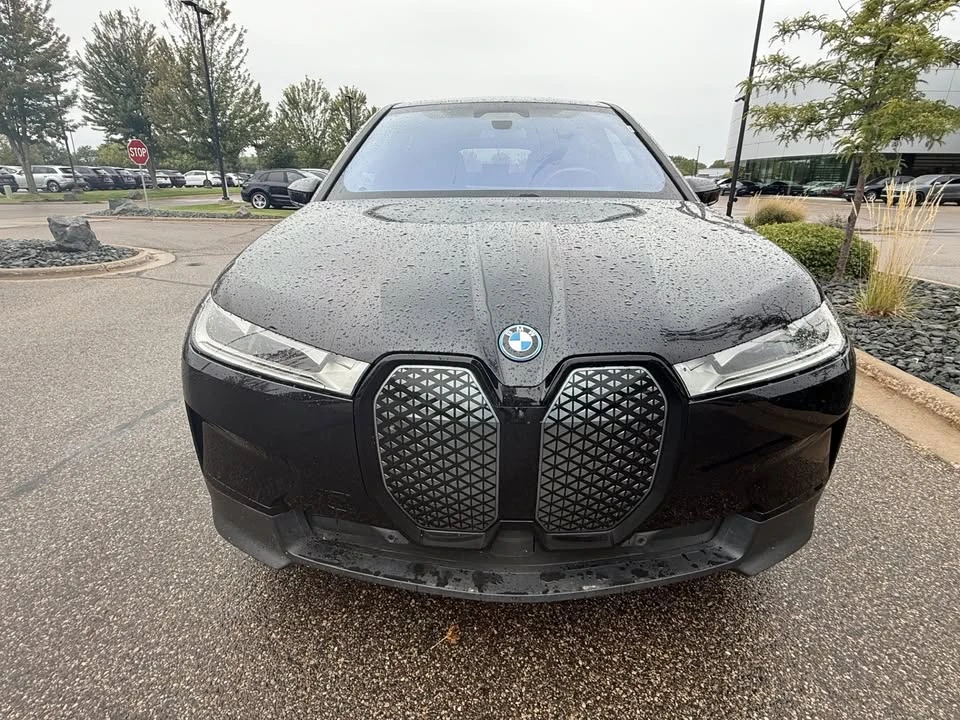 2024 BMW I20 iX - Image 2 of 9