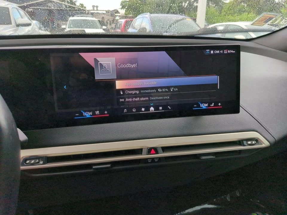 2024 BMW I20 iX - Image 7 of 9