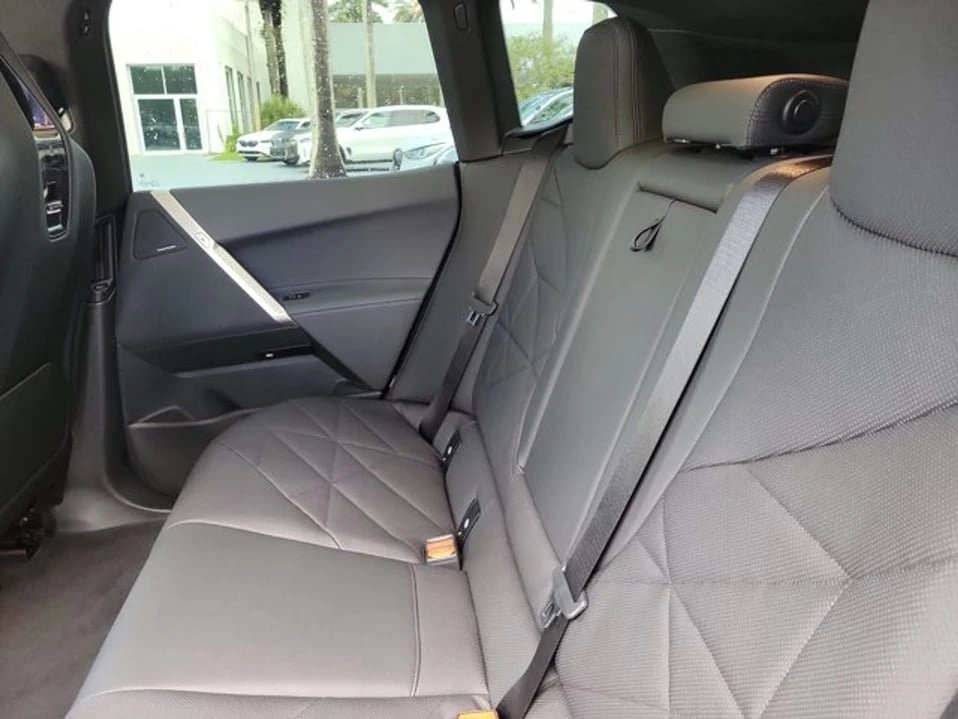 2024 BMW I20 iX - Image 5 of 10