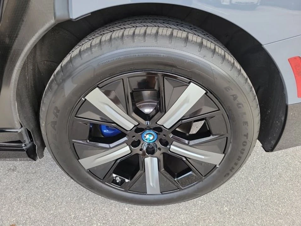 2024 BMW I20 iX - Image 4 of 10