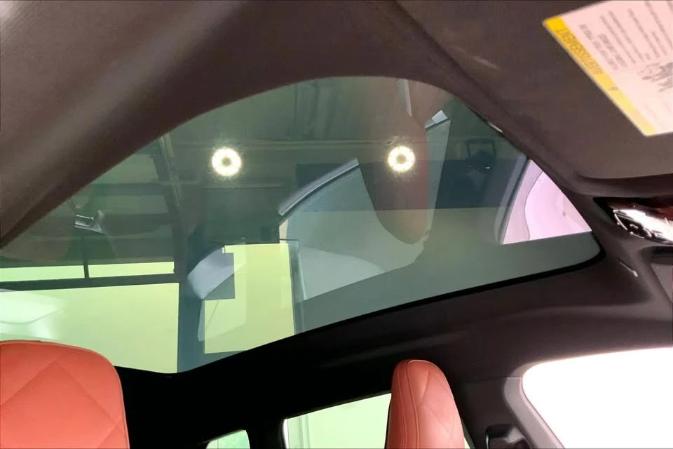 2024 BMW I20 iX - Image 9 of 20