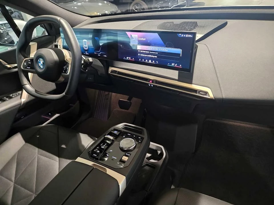 2024 BMW I20 iX - Image 4 of 8