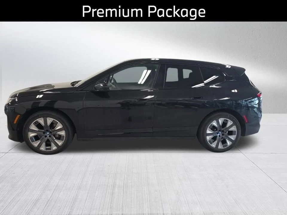 2024 BMW I20 iX - Image 8 of 20