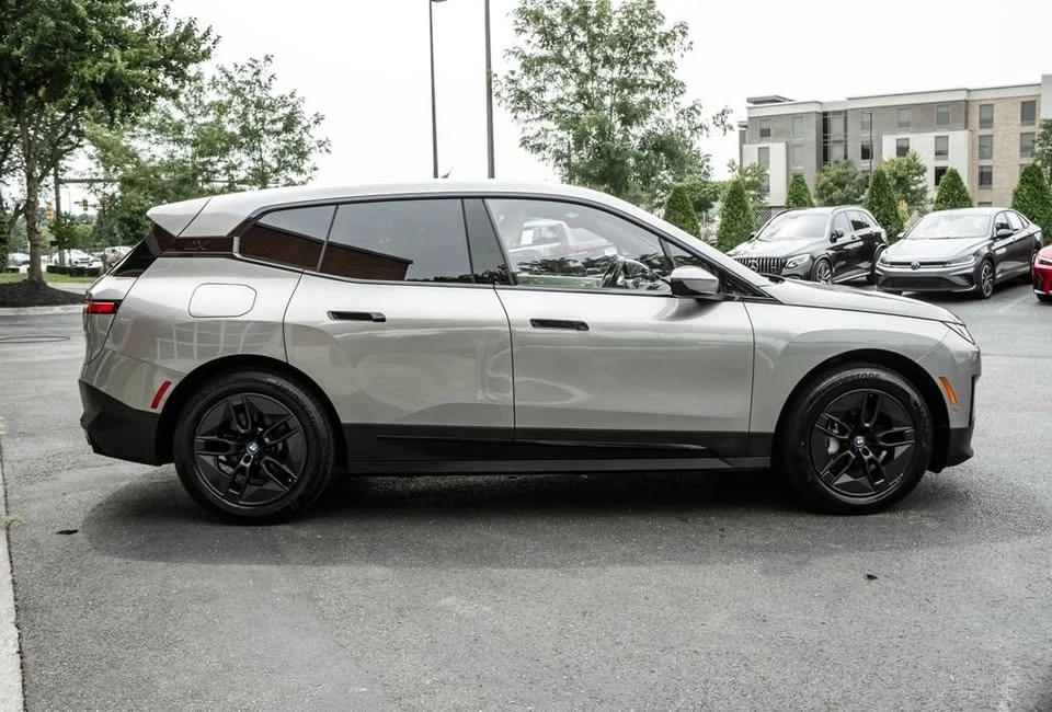 2024 BMW I20 iX - Image 2 of 20