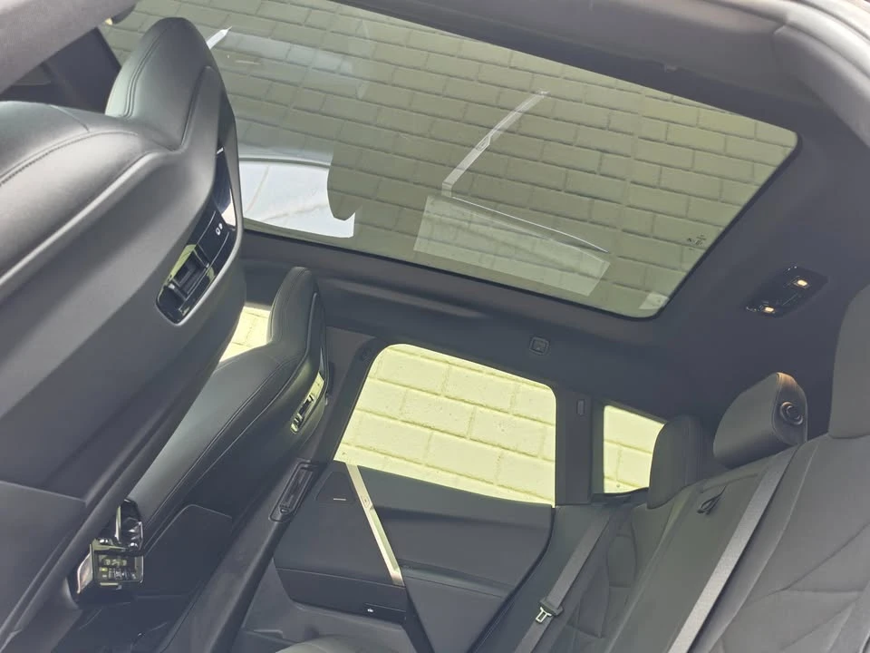2024 BMW I20 iX - Image 6 of 20