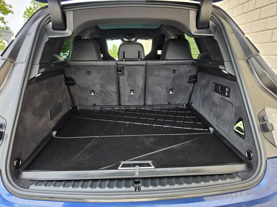 2024 BMW I20 iX - Image 8 of 20