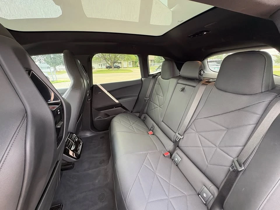 2024 BMW I20 iX - Image 17 of 18