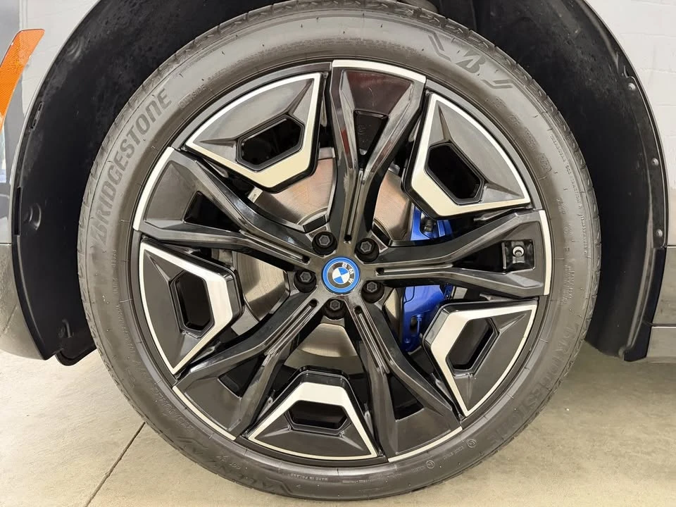 2024 BMW I20 iX - Image 7 of 20