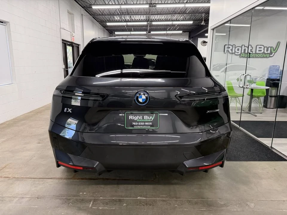 2024 BMW I20 iX - Image 5 of 20