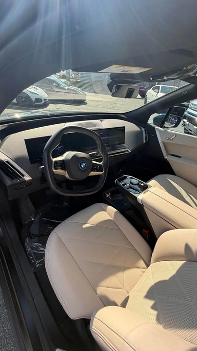 2024 BMW I20 iX - Image 9 of 15
