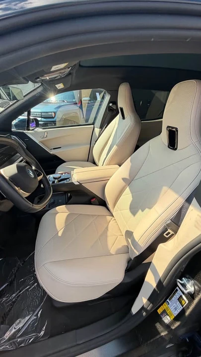 2024 BMW I20 iX - Image 8 of 15