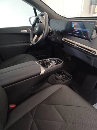 2024 BMW I20 iX - Image 6 of 9