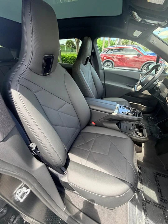 2024 BMW I20 iX - Image 7 of 8