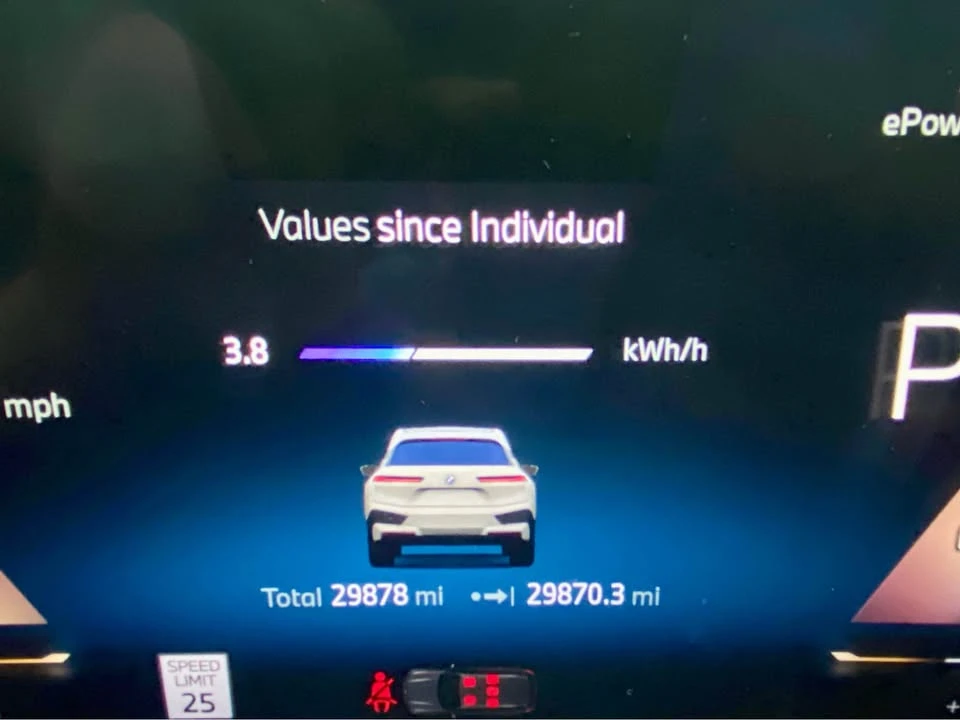 2024 BMW I20 iX - Image 14 of 20