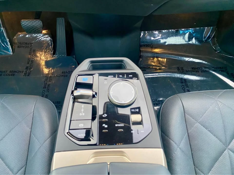 2024 BMW I20 iX - Image 15 of 20