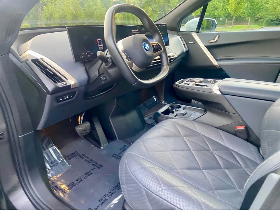 2024 BMW I20 iX - Image 8 of 20