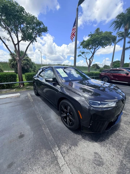 2024 BMW I20 iX - Image 2 of 8