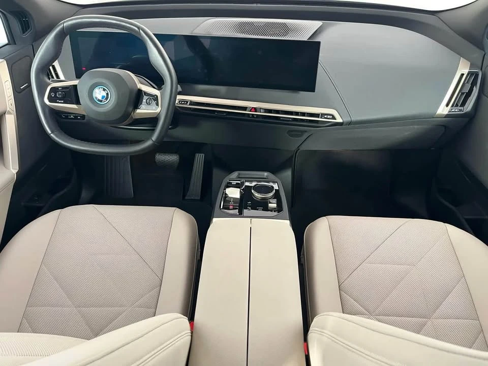 2024 BMW I20 iX - Image 9 of 20