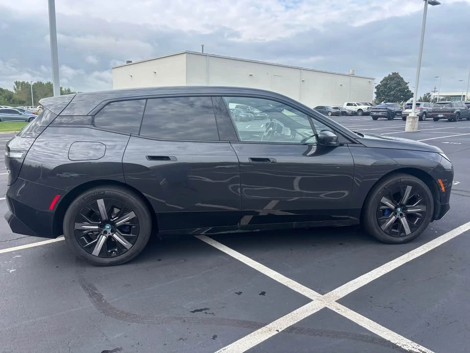 2024 BMW I20 iX - Image 3 of 7