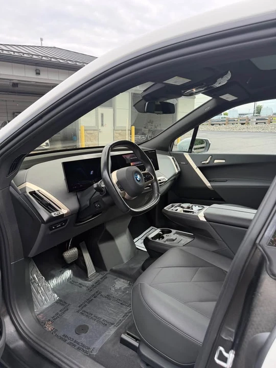 2024 BMW I20 iX - Image 7 of 9