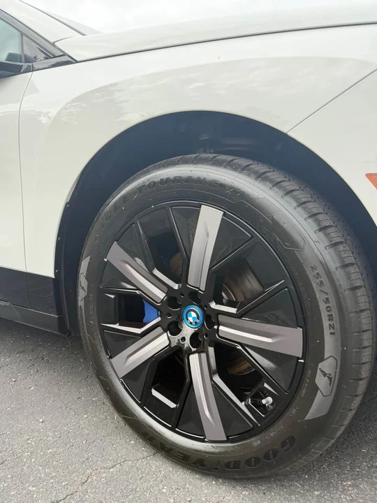 2024 BMW I20 iX - Image 4 of 9