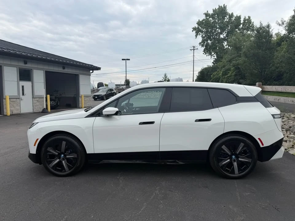 2024 BMW I20 iX - Image 3 of 9
