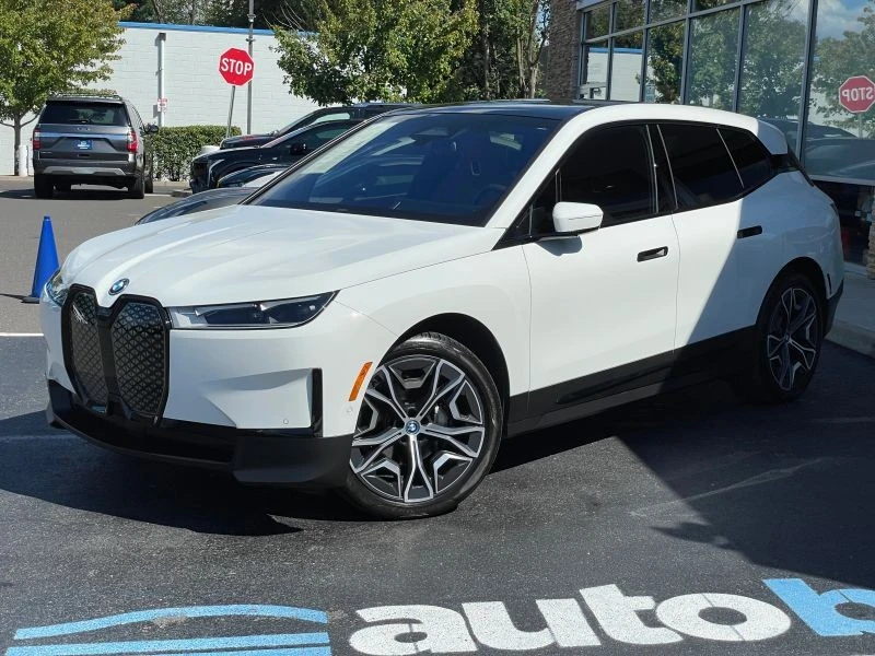 2024 BMW I20 iX - Image 7 of 12