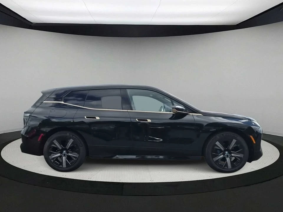 2024 BMW I20 iX - Image 9 of 20