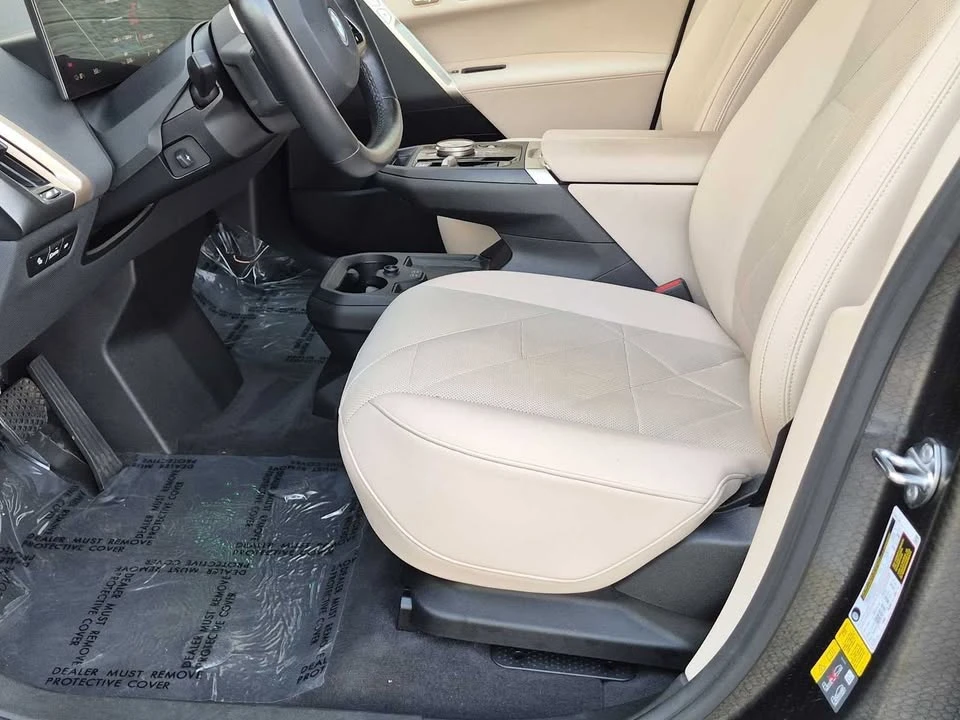 2024 BMW I20 iX - Image 16 of 20