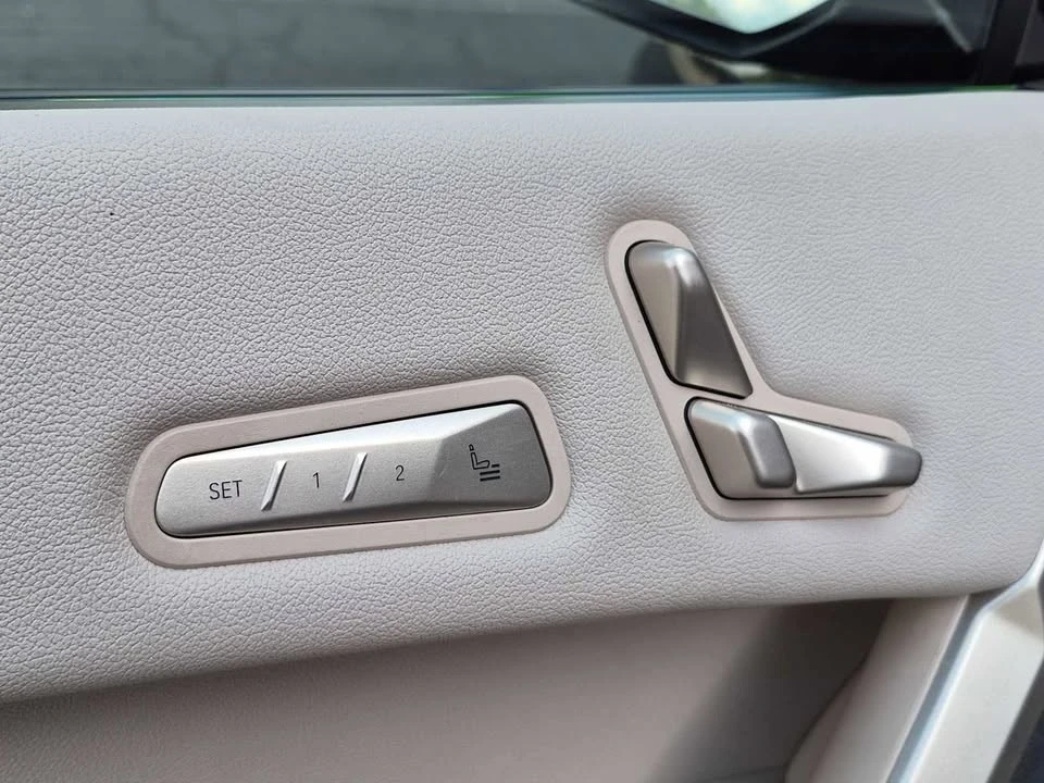 2024 BMW I20 iX - Image 17 of 20