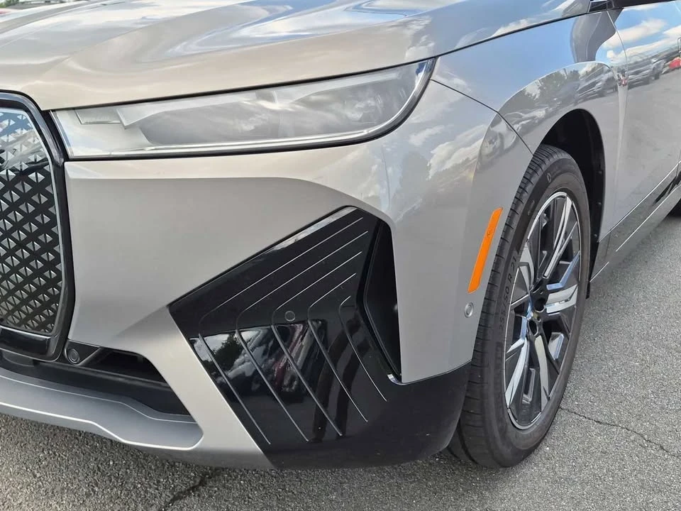 2024 BMW I20 iX - Image 11 of 20