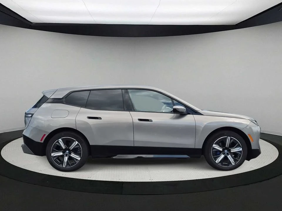 2024 BMW I20 iX - Image 9 of 20