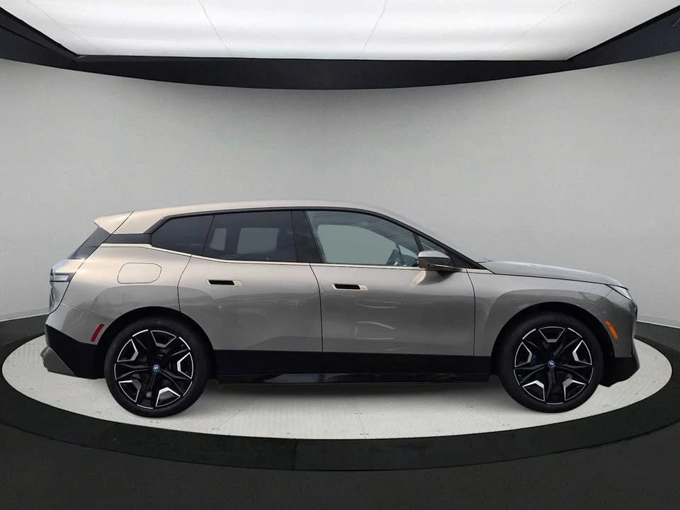 2024 BMW I20 iX - Image 9 of 20