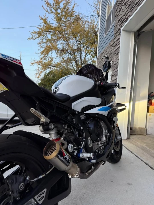 2024 BMW S1000 - Image 2 of 6