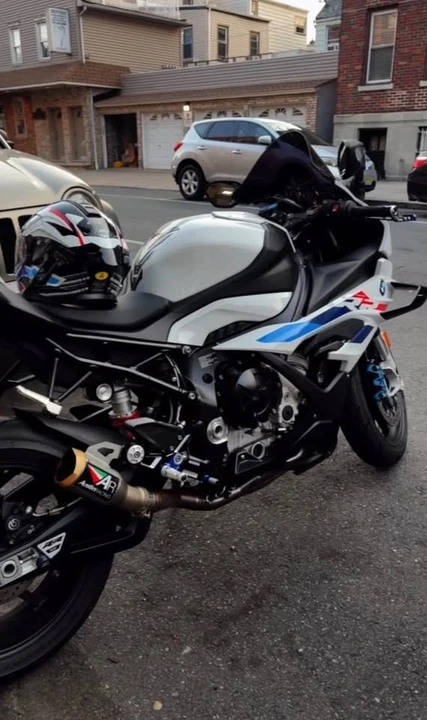 2024 BMW S1000 - Image 6 of 6